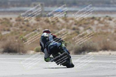 media/Nov-01-2025-CVMA (Sat) [[fc0f7531b8]]/Race 4-500-400-350 Supersport/